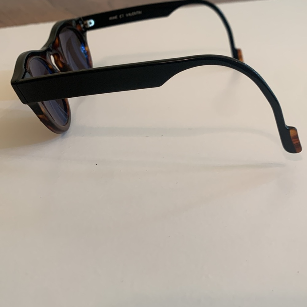 Anne et Valentin Soul 1050 sunglasses - Picture 2 of 6